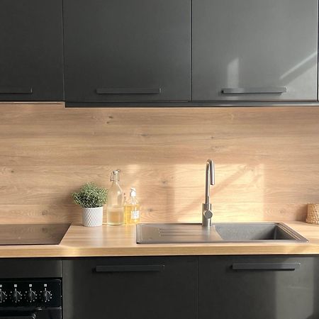 Joli Appartement Proche Centre Avec Garage Gratuit Nantes Exterior foto