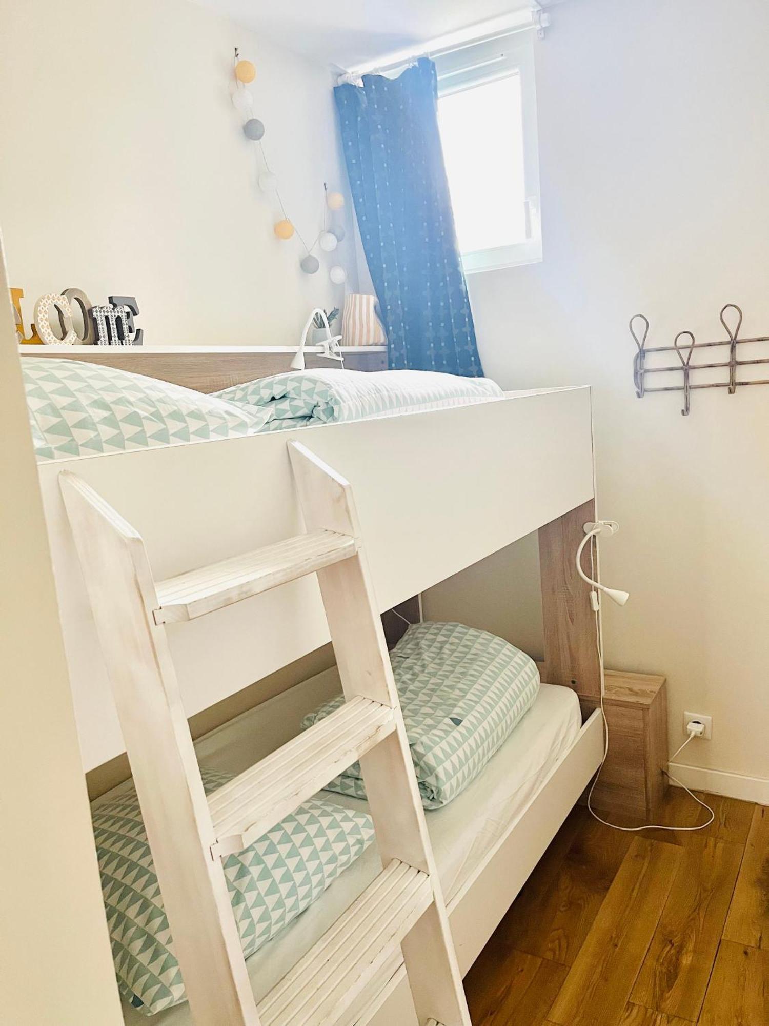 Joli Appartement Proche Centre Avec Garage Gratuit Nantes Exterior foto
